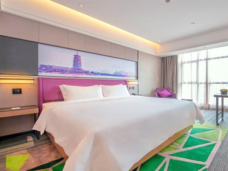 Hampton By Hilton Nanning Wuxiang Hotell Exteriör bild
